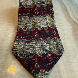 The Metropolitan Museum of Art Silk Tie